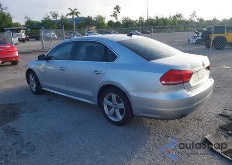 2012 Volkswagen Passat 2.5L Se from USA, damaged, VIN 1VWBP7A34CC075550